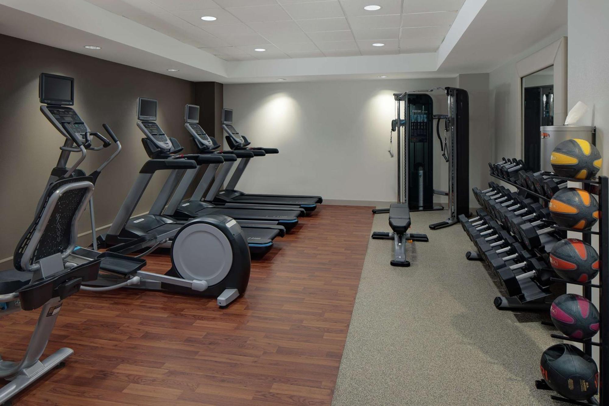 Homewood Suites By Hilton Dallas Market Center Extérieur photo